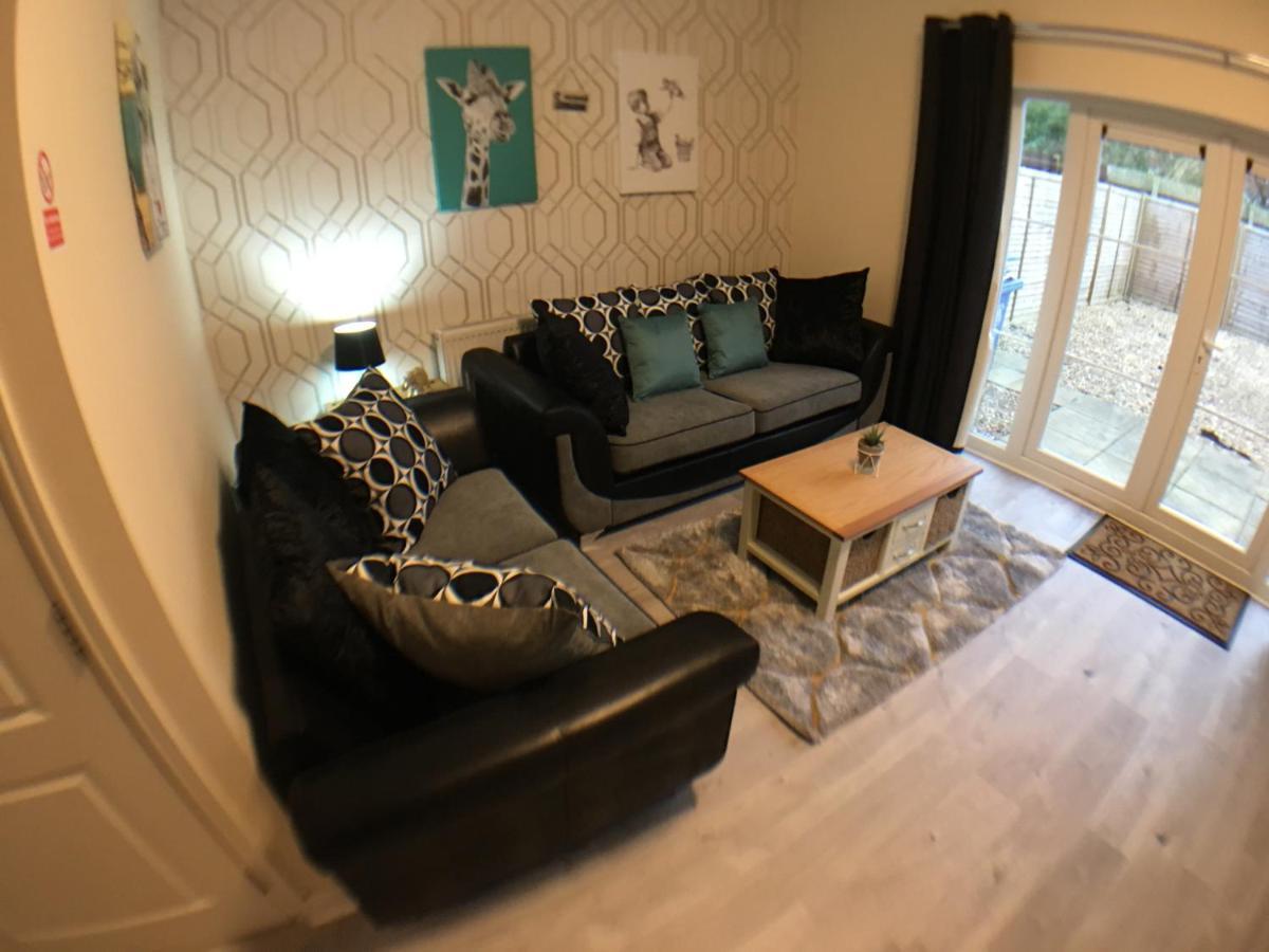 Very Large House, 6 Beds, 4 Bedrooms, 3 Bathrooms, 5 Smart Tv'S & Van Parking Boston Esterno foto