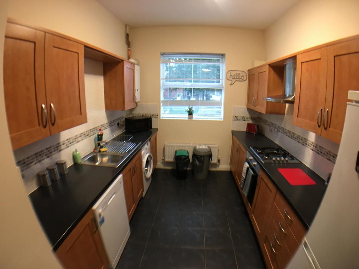 Very Large House, 6 Beds, 4 Bedrooms, 3 Bathrooms, 5 Smart Tv'S & Van Parking Boston Esterno foto