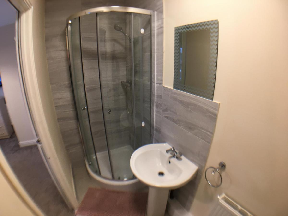 Very Large House, 6 Beds, 4 Bedrooms, 3 Bathrooms, 5 Smart Tv'S & Van Parking Boston Esterno foto