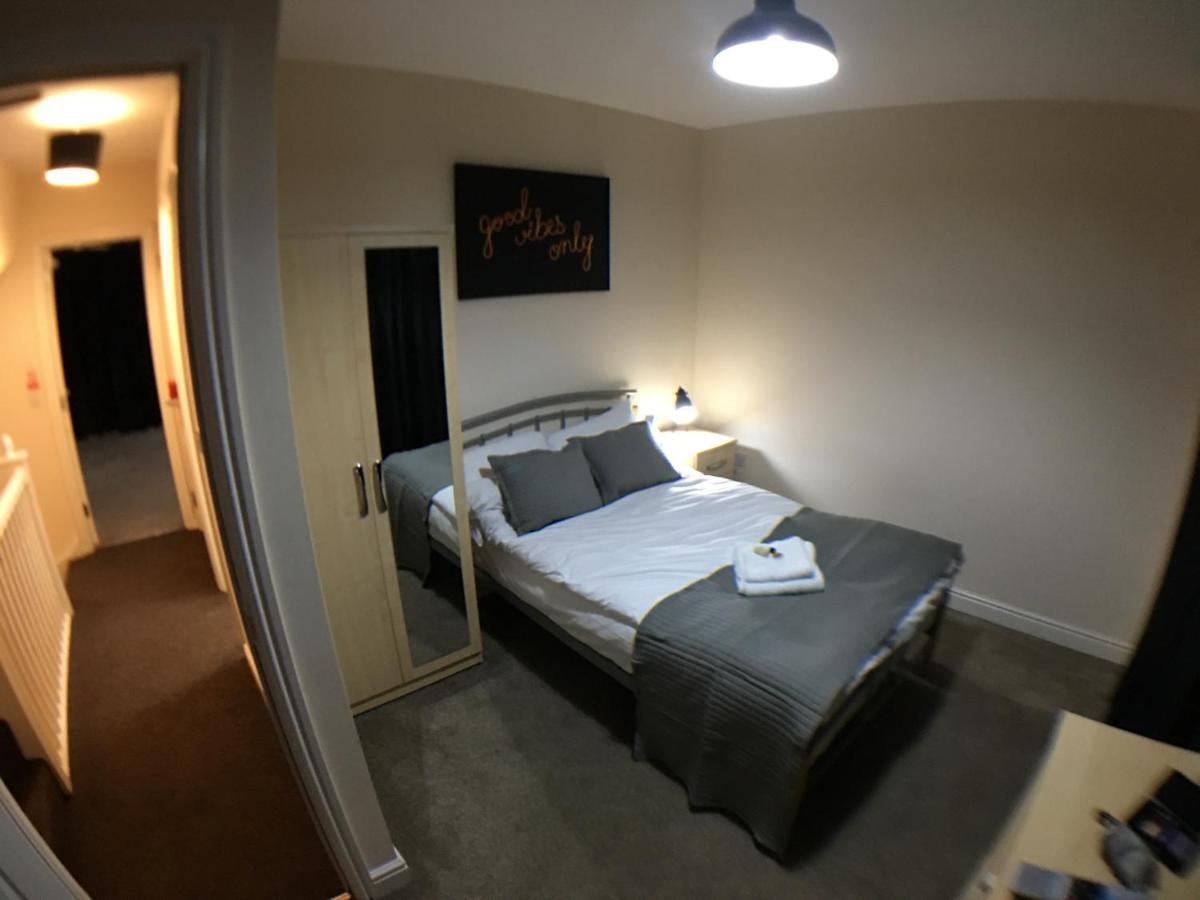 Very Large House, 6 Beds, 4 Bedrooms, 3 Bathrooms, 5 Smart Tv'S & Van Parking Boston Esterno foto